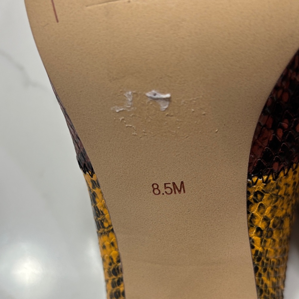 Gibson Latimer Women's Yellow and Brown Snake Print Mules - Picture 14 of 14